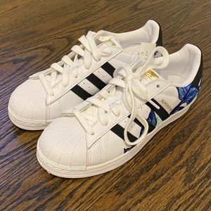 Adidas superstar sneaker